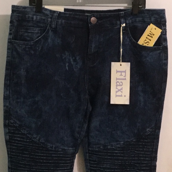 Flaxi: Women’s Tie Dye Moto Jeans - Picture 6 of 6